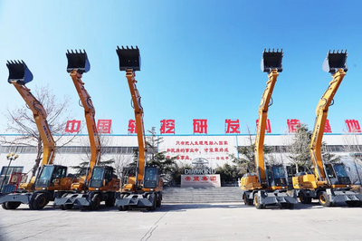 【2024開門紅】恒特挖掘機批量發(fā)車儀式!